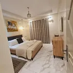 Confortable Appartement Avec Vue Sur La Plage